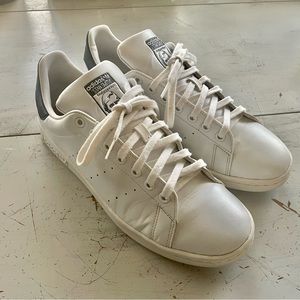 White/Blue Adidas Stan Smiths - Size 9